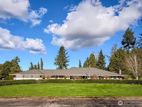 11701 Bella Coola Rd, Woodway, WA 98020