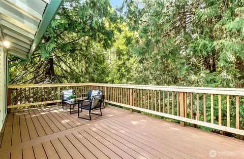Exterior - 20530 11th Dr SE, Bothell, WA 98012 photo 1 of 4