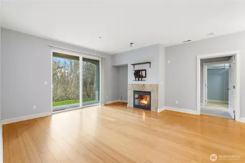 Living - 19102 20th Dr SE #B102, Bothell, WA 98012 photo 5 of 6