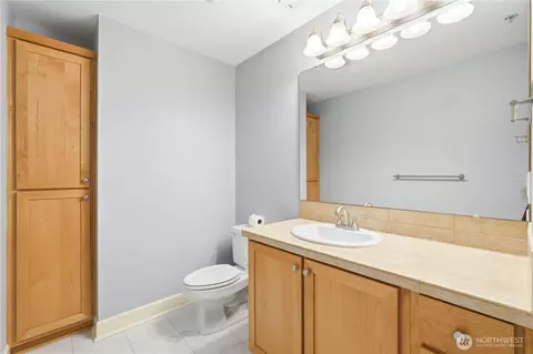 Bath - 19102 20th Dr SE #B102, Bothell, WA 98012 photo 4 of 4