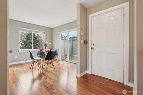 Entry Way - 901 E Marine View Dr #201, Everett, WA 98201 photo 1 of 1