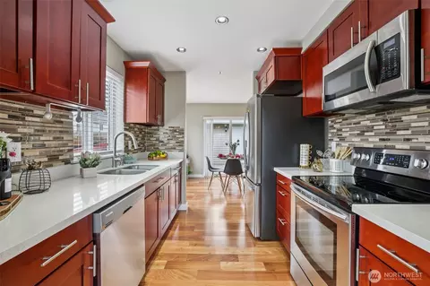 Kitchen - 901 E Marine View Dr #201, Everett, WA 98201 photo 2 of 3