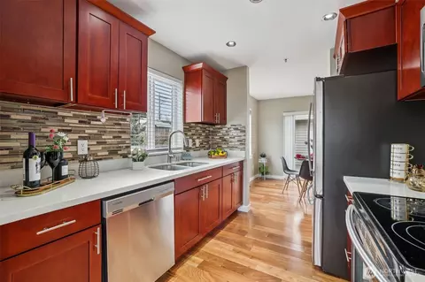 Kitchen - 901 E Marine View Dr #201, Everett, WA 98201 photo 3 of 3