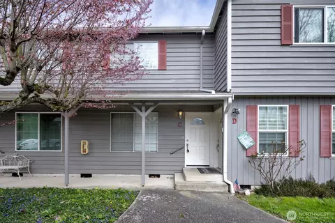 15714 Admiralty Way #C, Lynnwood, WA 98037