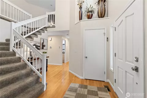 Entry Way - 12504 40th Ave SE, Everett, WA 98208 photo 1 of 1