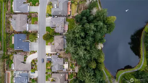 View/Area - 12504 40th Ave SE, Everett, WA 98208 photo 1 of 6