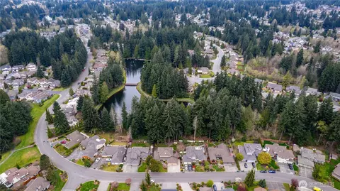 View/Area - 12504 40th Ave SE, Everett, WA 98208 photo 4 of 6