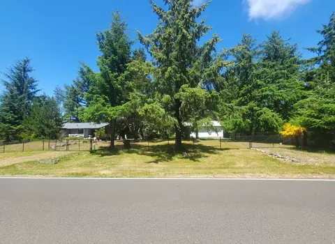 1000 Mtolympus Ave SE, Ocean Shores, WA 98569
