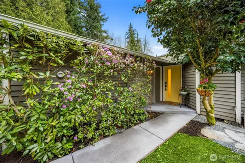 13315 NE 137th Pl, Kirkland, WA 98034