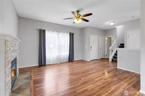 Living - 506 Belfair Ct SW, Orting, WA 98360 photo 2 of 2