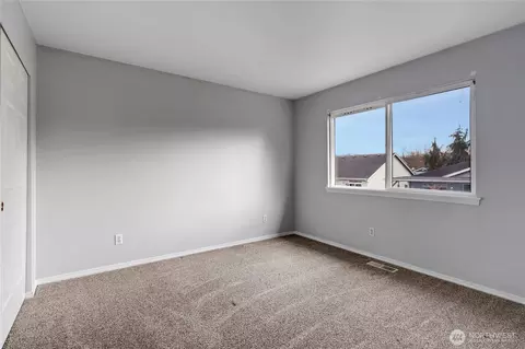 Bedroom - 506 Belfair Ct SW, Orting, WA 98360 photo 3 of 4