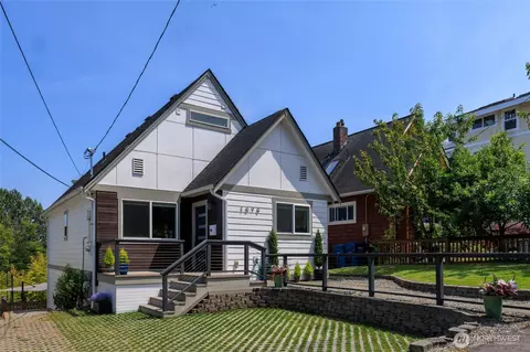 1070 25th Ave E, Seattle, WA 98112