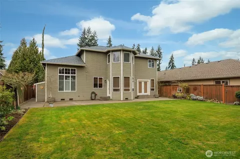 Exterior - 17001 31st Dr SE, Bothell, WA 98012 photo 2 of 11