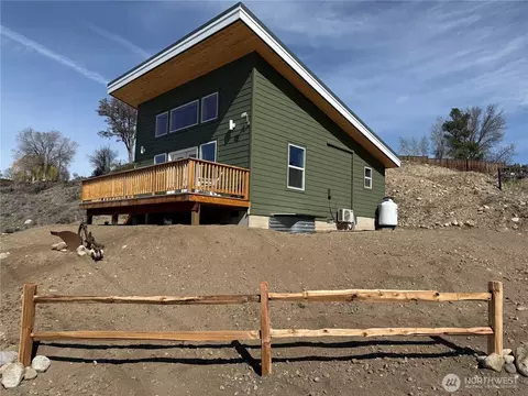 428 Castle Ave, Winthrop, WA 98862