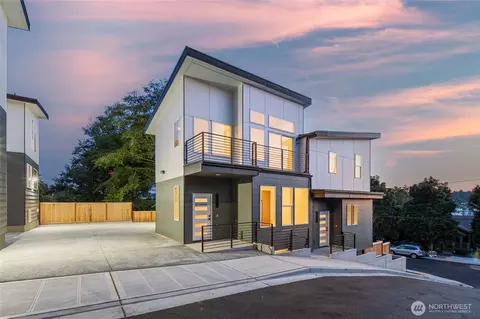 2805 S Grand St, Seattle, WA 98144