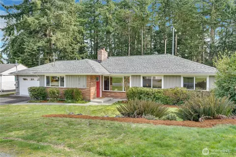 20018 Meridian Pl N, Shoreline, WA 98133