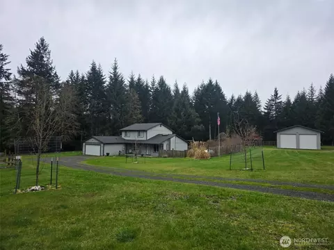 101 E Carols Pl, Belfair, WA 98528