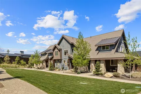 131 Big Hill Dr, Cle Elum, WA 98922
