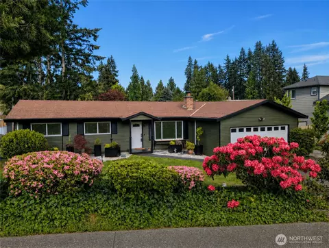 11901 32nd Dr SE, Everett, WA 98208