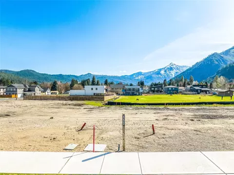 133 Alpenglow Dr, Leavenworth, WA 98826