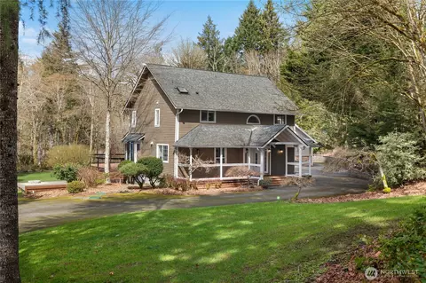 4048 Boardman Ct NW, Olympia, WA 98502