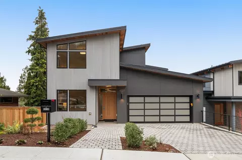 6038 50th Ave NE, Seattle, WA 98115