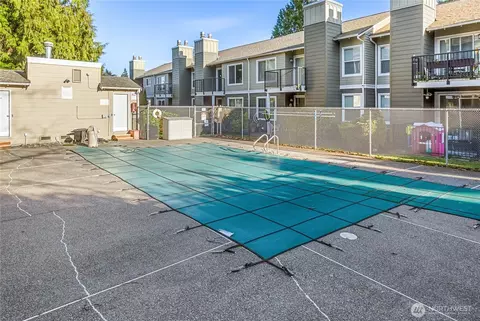 Exterior - 820 Cady Rd #B101, Everett, WA 98203 photo 3 of 6