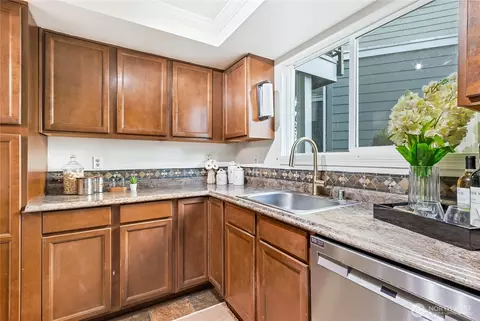 Kitchen - 820 Cady Rd #B101, Everett, WA 98203 photo 4 of 4