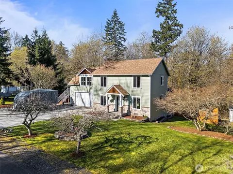 1312 203rd Ave E, Lake Tapps, WA 98391