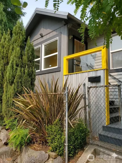 2424 S Graham St, Seattle, WA 98108