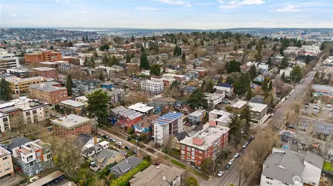 View/Area - 1814 E John St, Seattle, WA 98112 photo 3 of 10