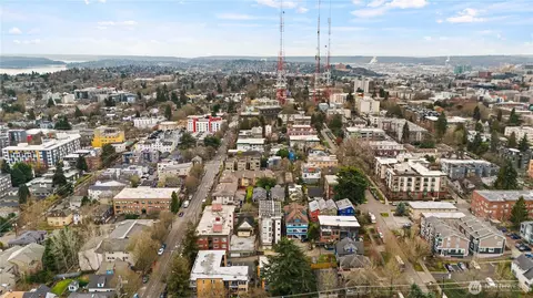 View/Area - 1814 E John St, Seattle, WA 98112 photo 9 of 10