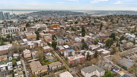 View/Area - 1814 E John St, Seattle, WA 98112 photo 5 of 10