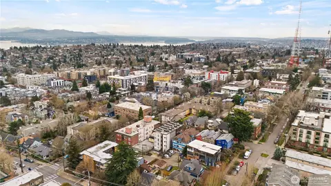 View/Area - 1814 E John St, Seattle, WA 98112 photo 10 of 10