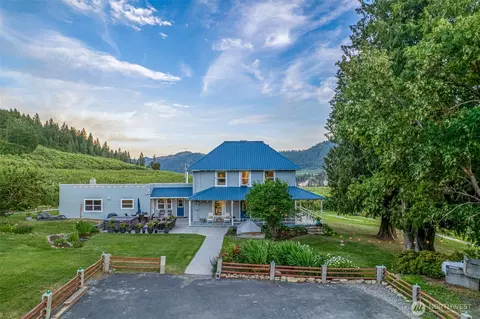 9753 Nibbelink Rd, Peshastin, WA 98847