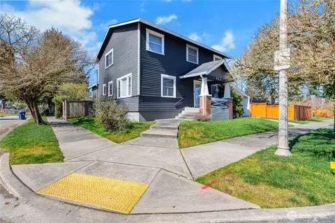 864 S Fife St, Tacoma, WA 98405