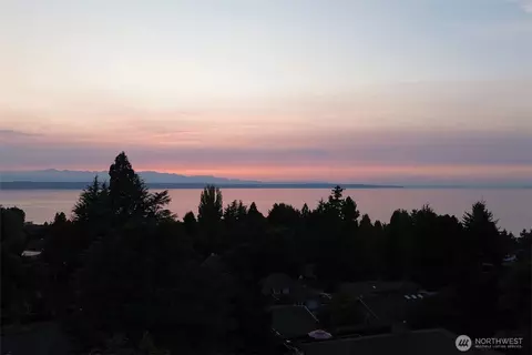 192 Nn Olympic View Dr, Edmonds, WA 98020