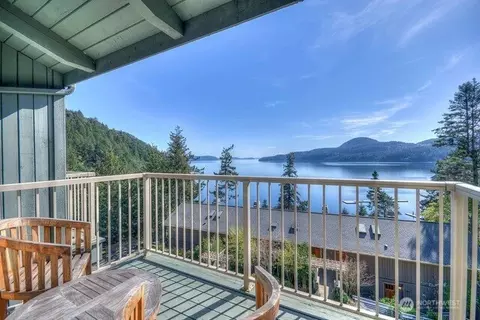 2087 Rosario Rd, Eastsound, WA 98245