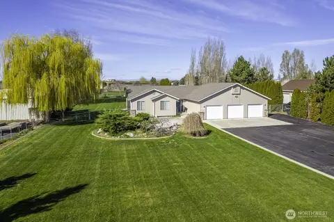 3440 Westshore Dr NE, Moses Lake, WA 98837