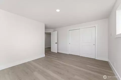 Bedroom - 916 E Johnson Ave, Chelan, WA 98816 photo 4 of 7