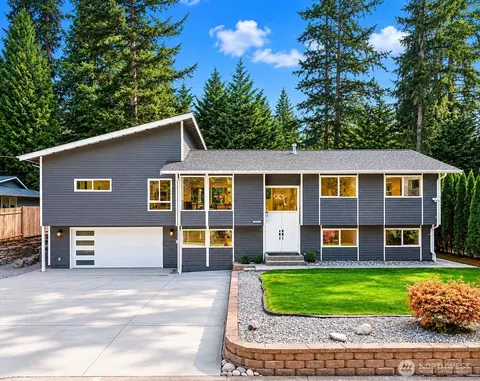 9014 171st Ave NE, Redmond, WA 98052