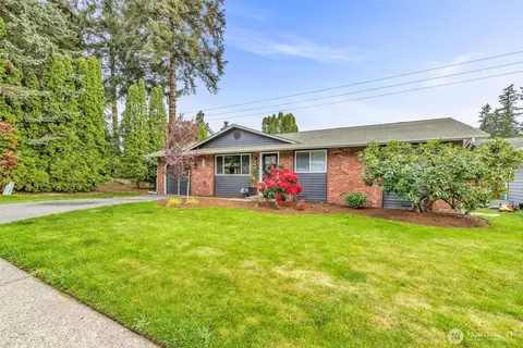 616 212th St SW, Bothell, WA 98021