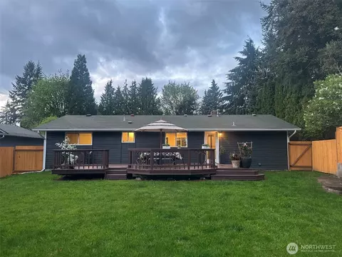 Exterior - 616 212th St SW, Bothell, WA 98021 photo 4 of 9
