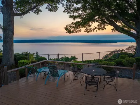 10445 Marine View Dr SW, Seattle, WA 98146