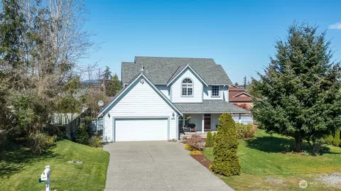 2412 16th St, Anacortes, WA 98221