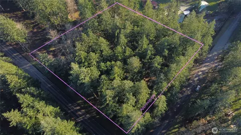 396 Durr Rd, Camano Island, WA 98282