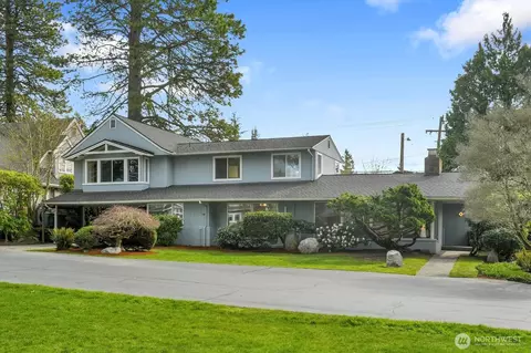 4719 NE Park Pl, Seattle, WA 98115