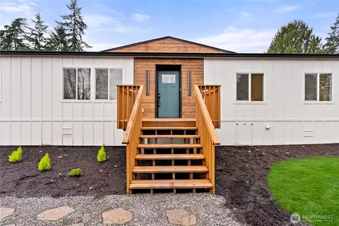 35851 12th Ave SW, Federal Way, WA 98023