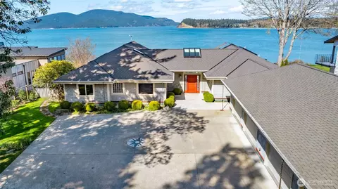 2720 Oakes Ave, Anacortes, WA 98221