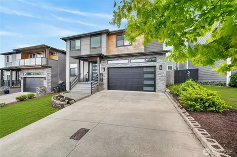 2131 Hearthstone St, Ferndale, WA 98248